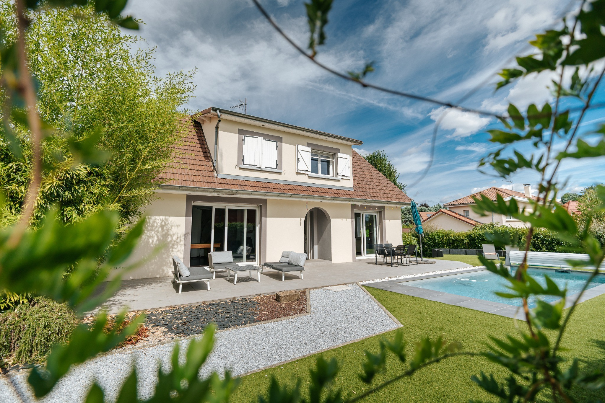 Appartement à vendre à Bourgoin jallieu, 230 m², 6 pièces – photo 2 sur 12
